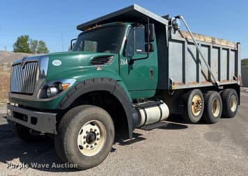 Main image International 7600